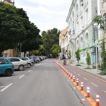 Нестандартно Бутиково Студио За Двама Романтика Varna Exterior foto